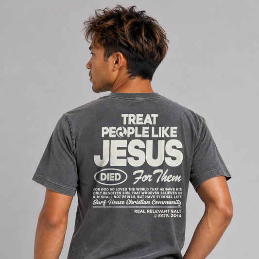 Camiseta Treat People