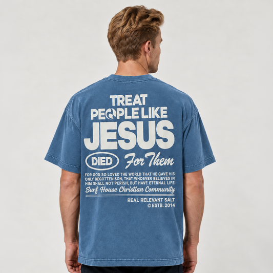 Camiseta Oversized Treat People